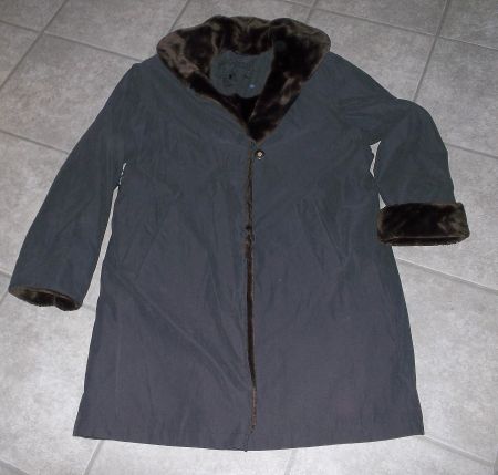 warmer Damen Wintermantel Grösse 38