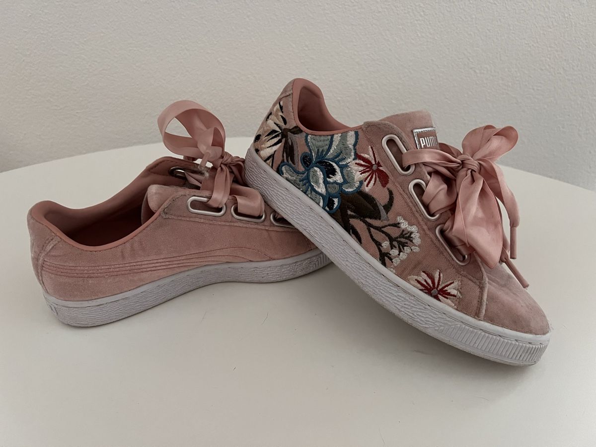 Puma Scarpe da donna: Puma Schuh Special Edition – Usato da Stettlen venduto da Sophia.72