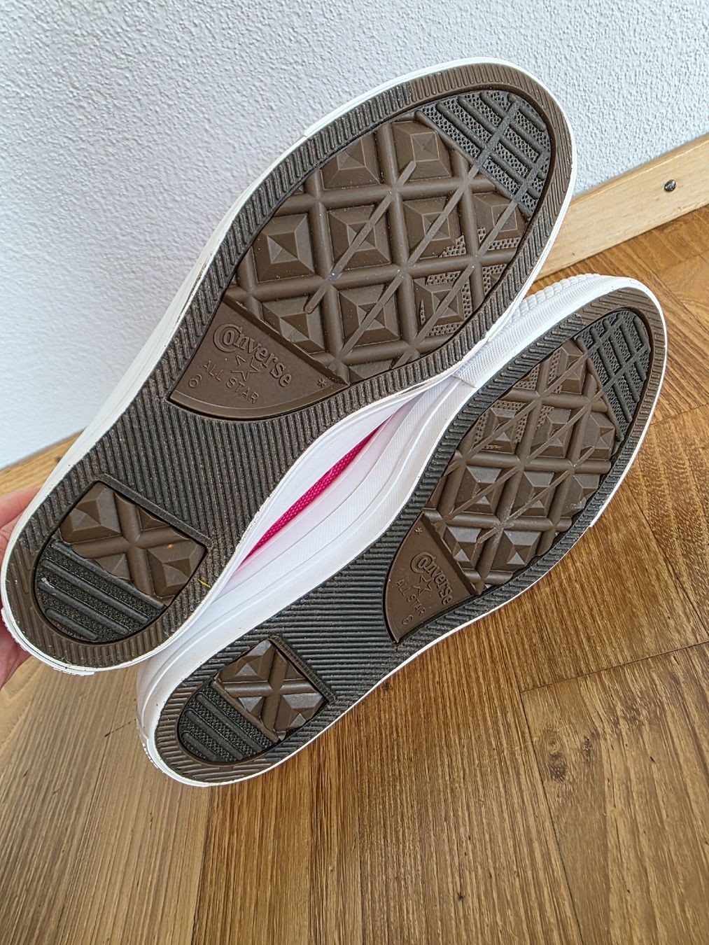 Converse Scarpe da donna: Converse NeonPink Gr. 39 neu – Nuovo (secondo la descrizione) da Bassersdorf venduto da R32DSG 3