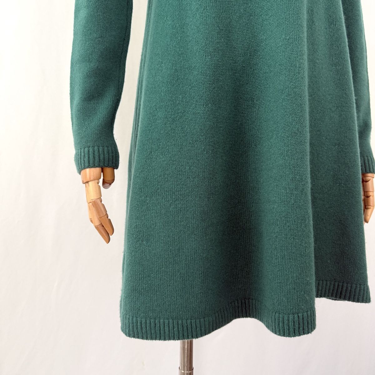 FTC Vestiti: FTC Cashmere Dress – Nuovo (secondo la descrizione) da Emmen venduto da Avviivva_Com2023 2