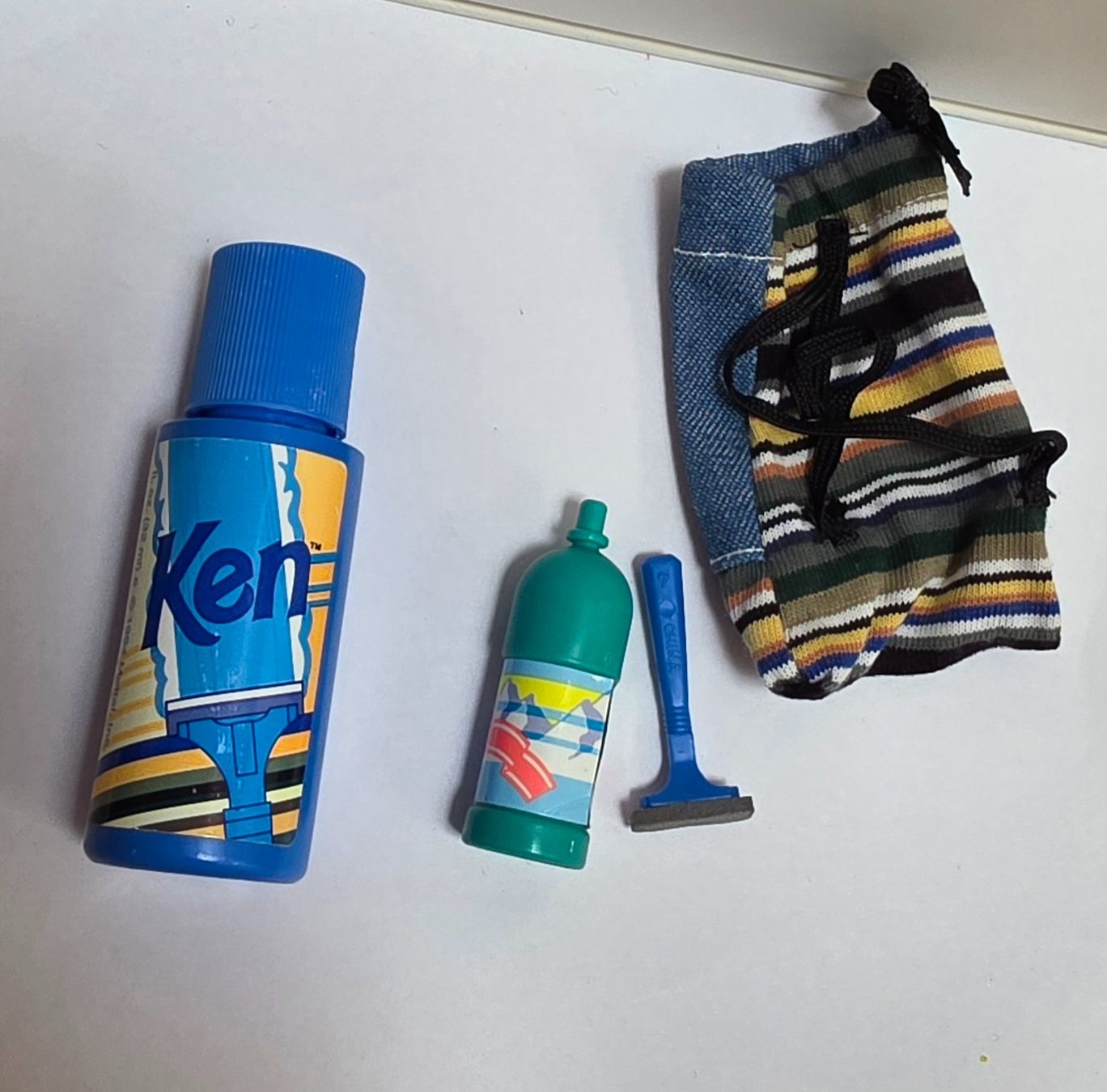 Poupées: Ken Shaving Fun de 1996 – D'occasion à Bulle par Chimchiree 3