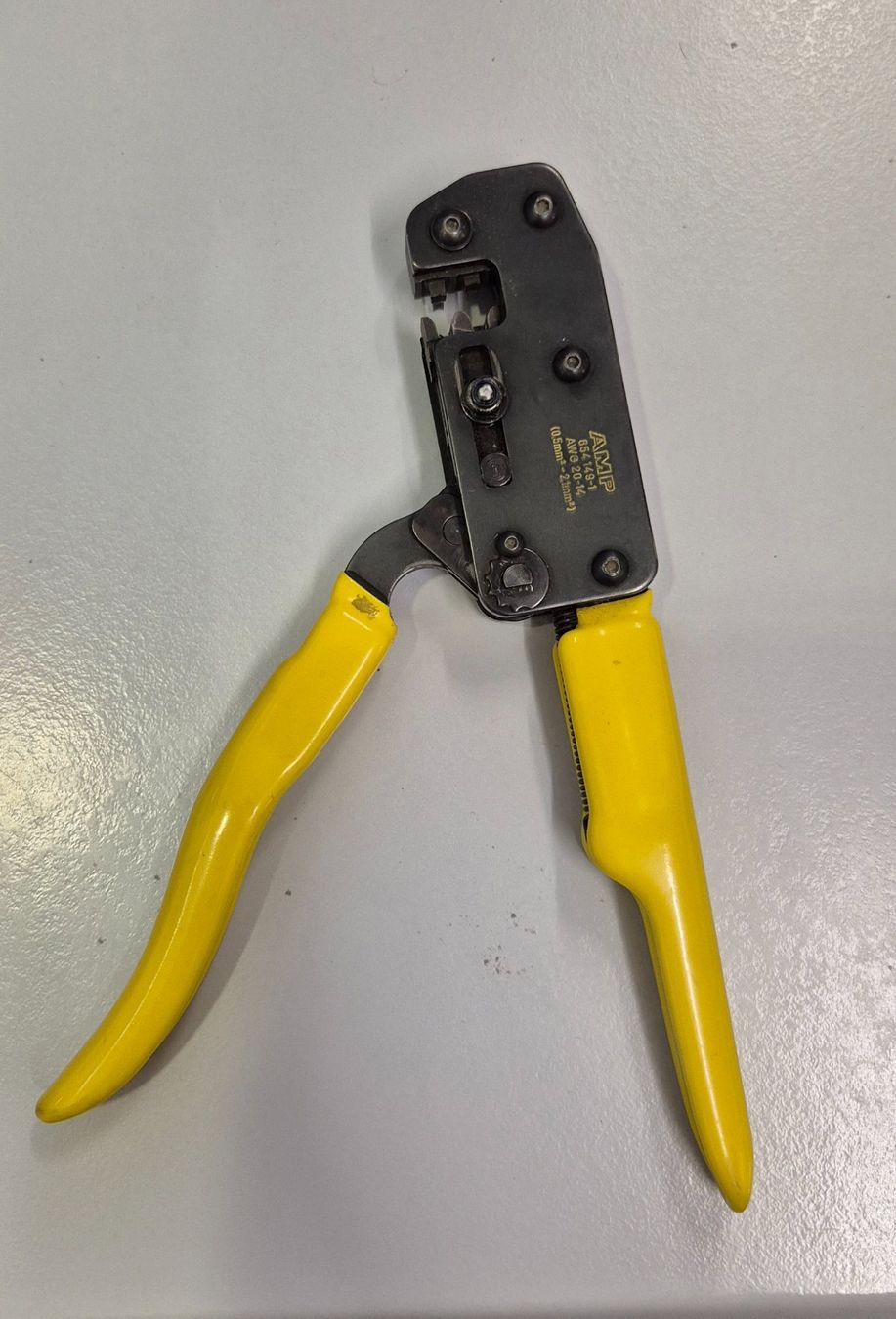 Tous les outils: AMP Zange AWG 20-14 – D'occasion à Ebikon par Dan40