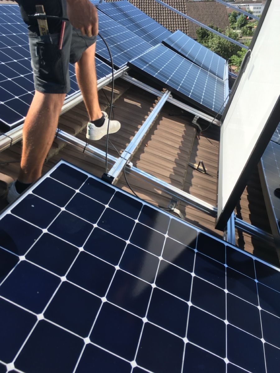 Solargeräte und Solarprodukte: Photovoltaik Anlage – Gebraucht aus Jona von Merchandise 4
