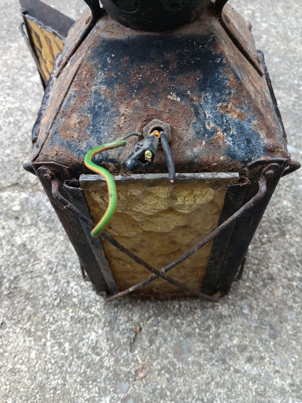 Lampade: ancienne lanterne – Usato da Lausanne venduto da Grabock 6