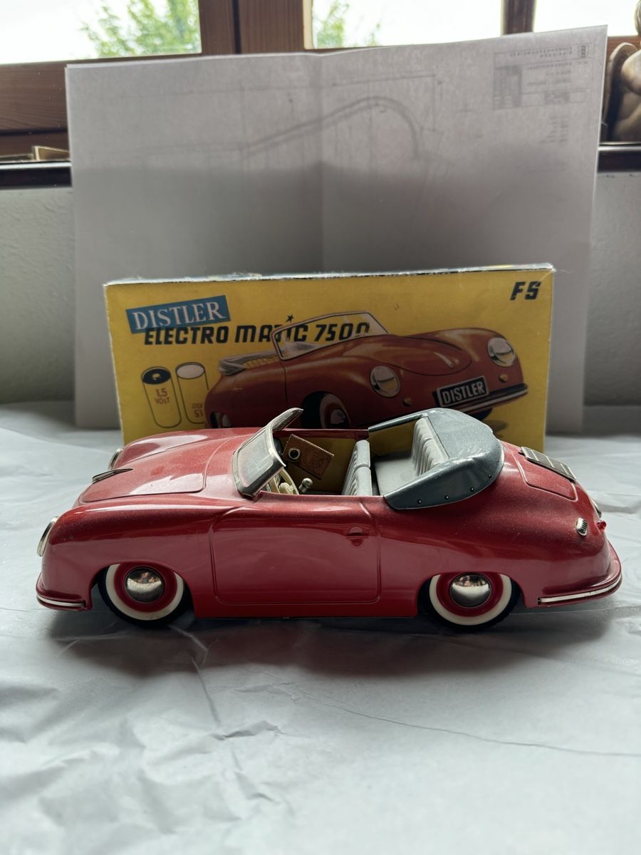 Distler Giocattoli: Distler Porsche mit Box und Lenkkabel – Usato da Binningen venduto da kal_5nsj 5