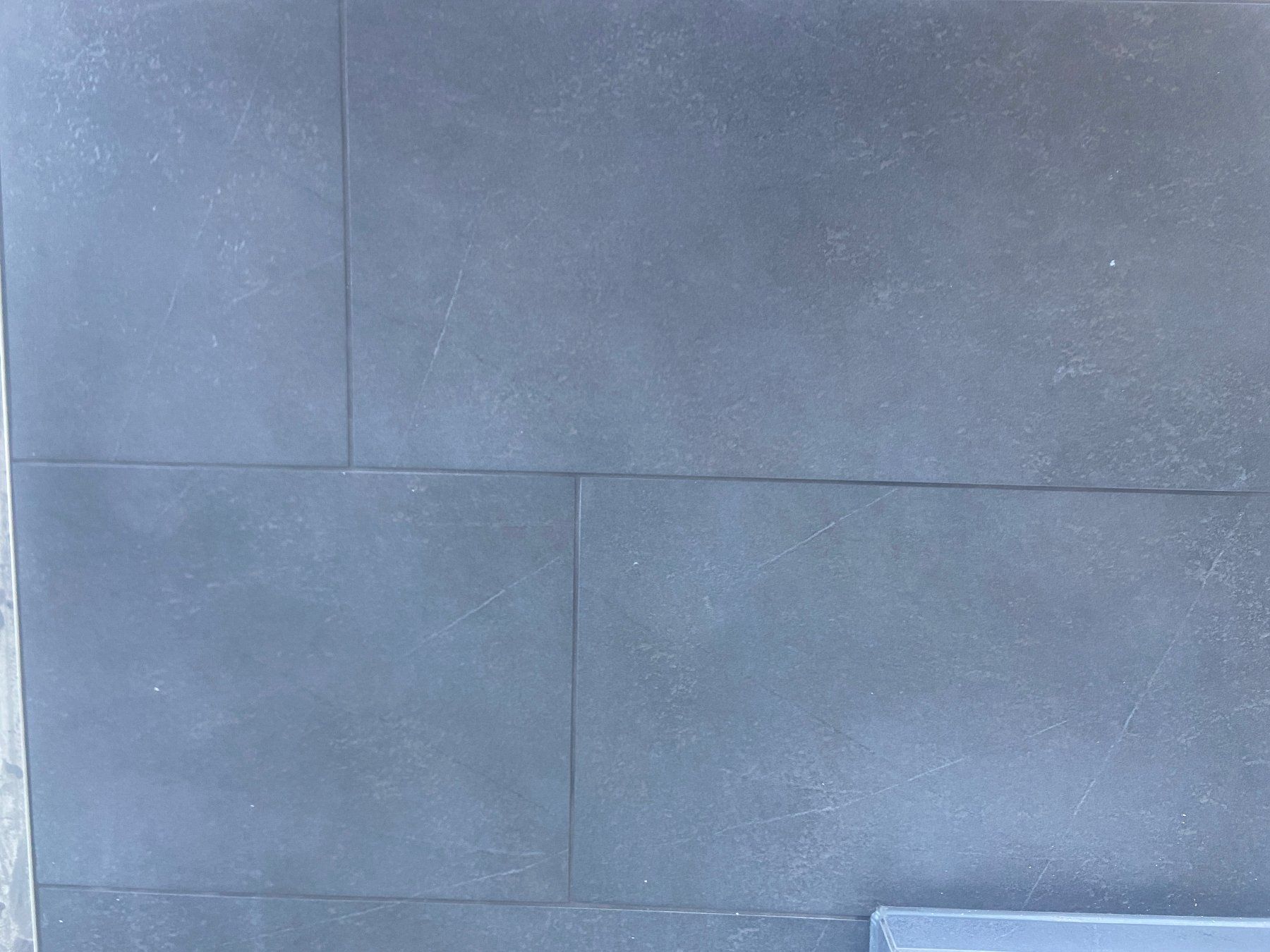 Rivestimenti per pavimenti: Fliesen Casalgrande Meteor Nero – Nuovo e nell'imballaggio originale da Lichtensteig venduto da Second_Wood_9620 2