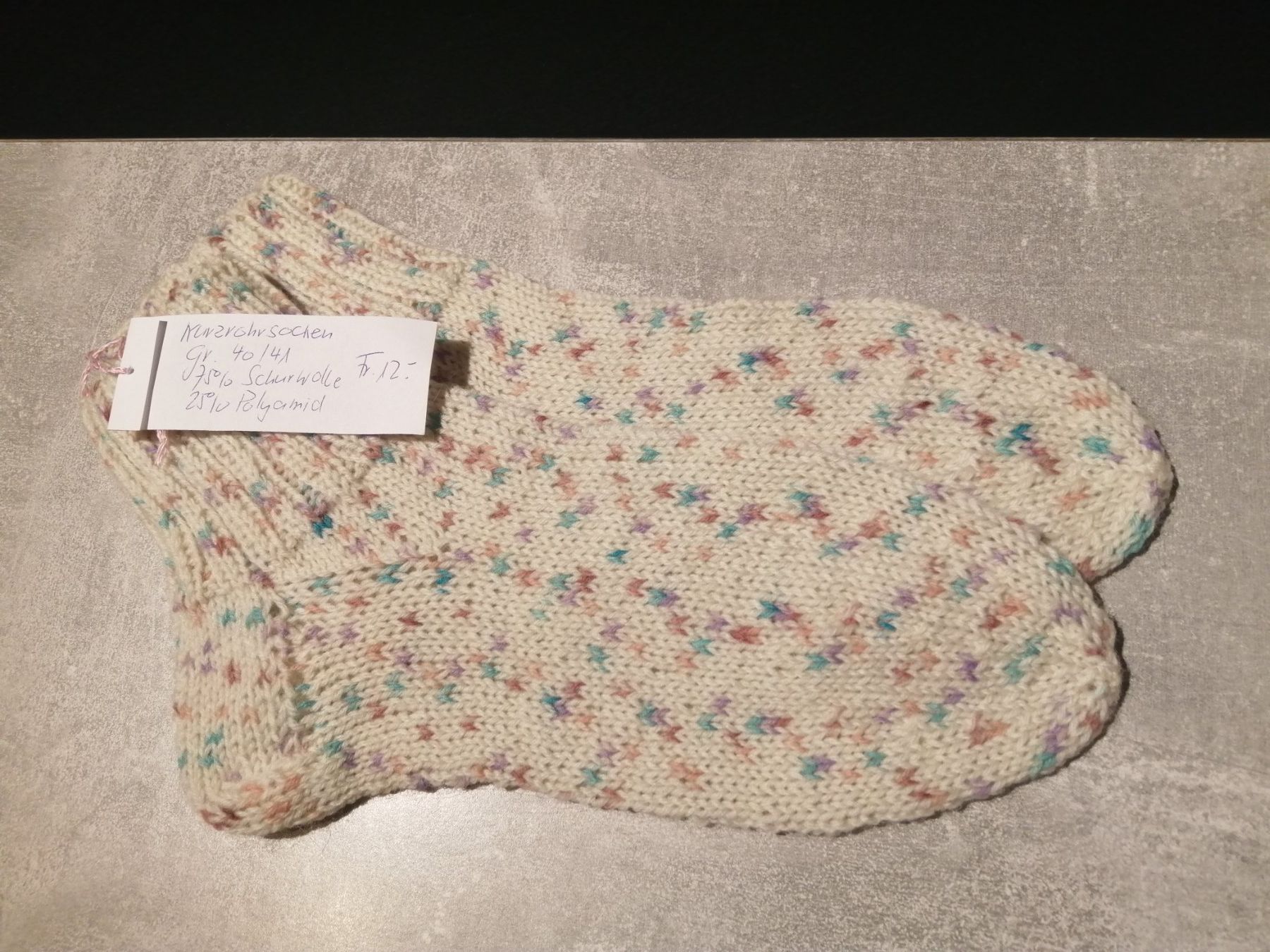Calze: Kurzrohrsocken handgestrickt, Grösse: 40/41 – Nuovo (secondo la descrizione) da Altstätten SG venduto da willipatricia