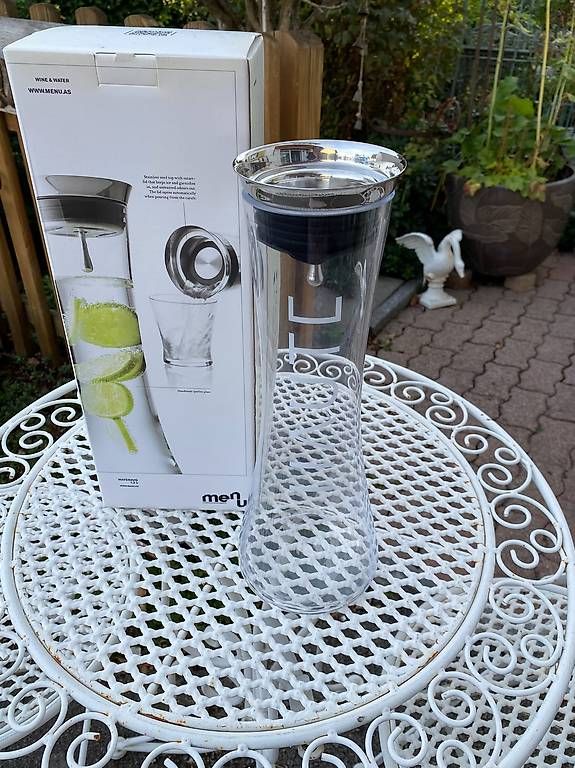 Caraffe: sehr elegante Wasser-oder Saftkaraffe 1.3 l by Pil Bredahl – Nuovo e nell'imballaggio originale da Wil SG venduto da nicetohave54