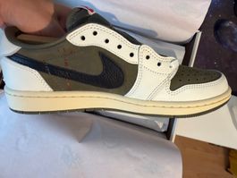 Jordan x Travis Scott "Medium Olive"  EU 40,5 UK 6,5 US 7,5