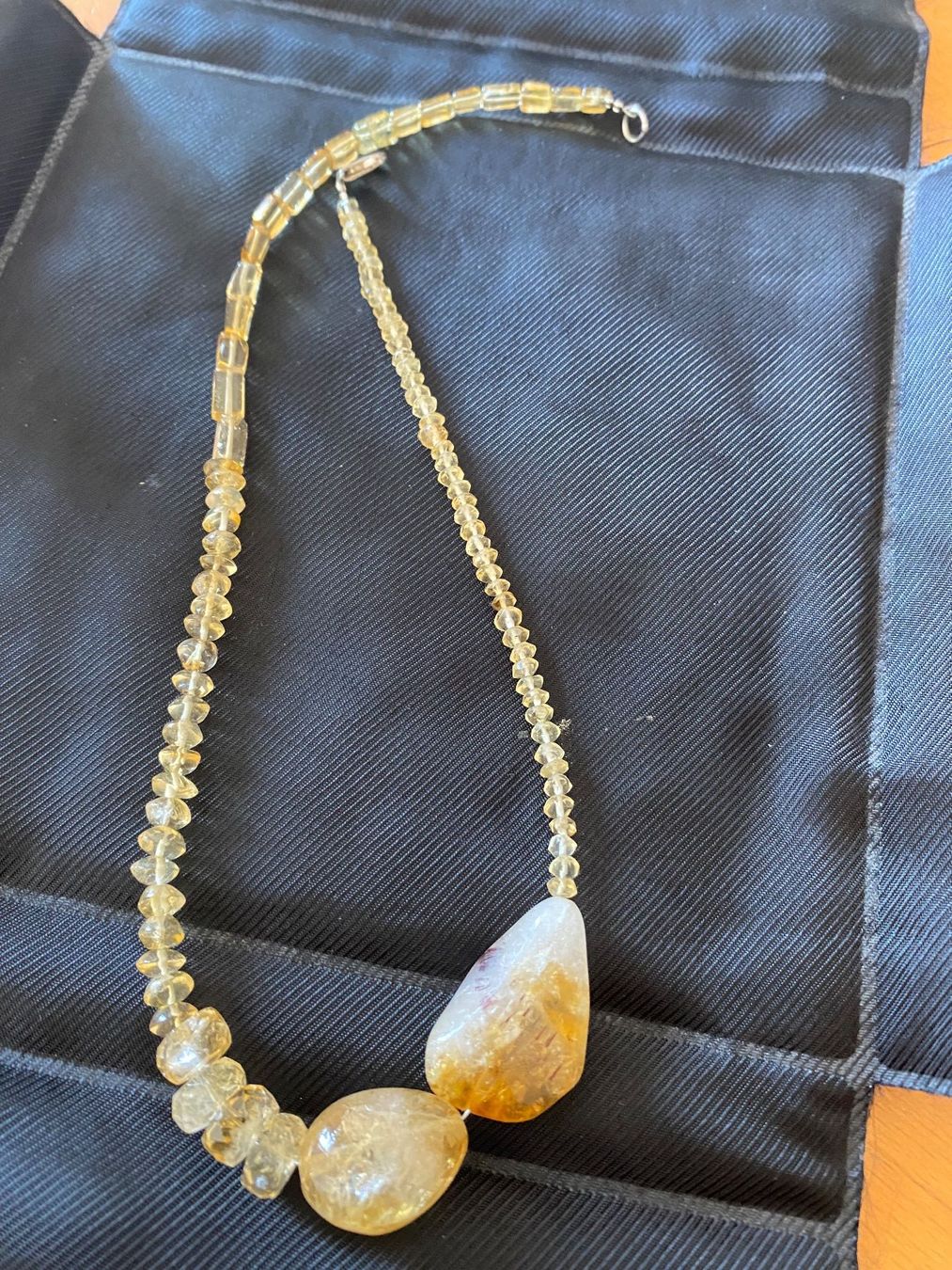 Catenine: Collier pierre citrine – Usato da fribourg venduto da iris18 1