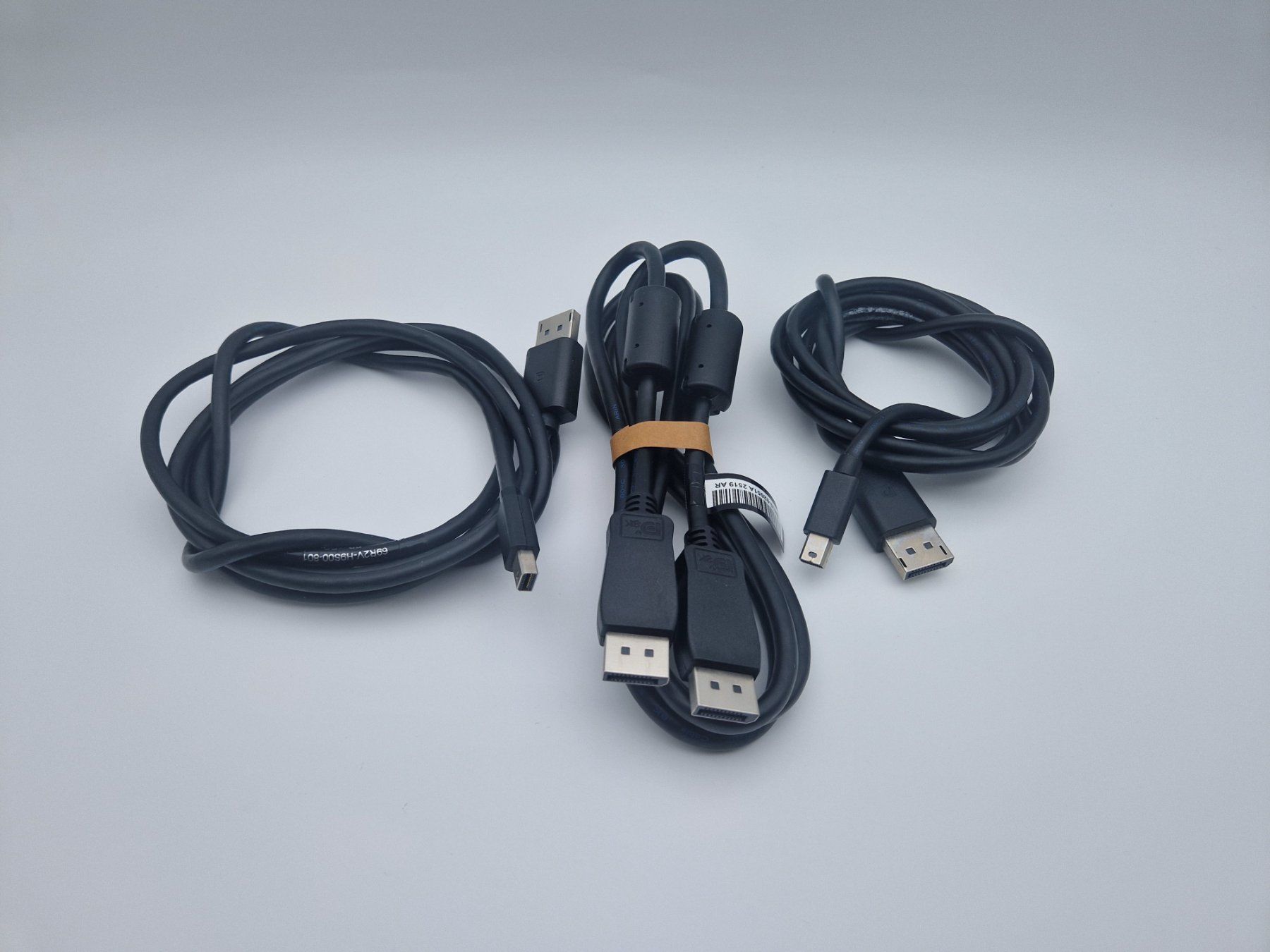 Cavi: Cable De Connexion PC VS Moniteur – Usato da Rochefort venduto da Arkaik_FH_CH