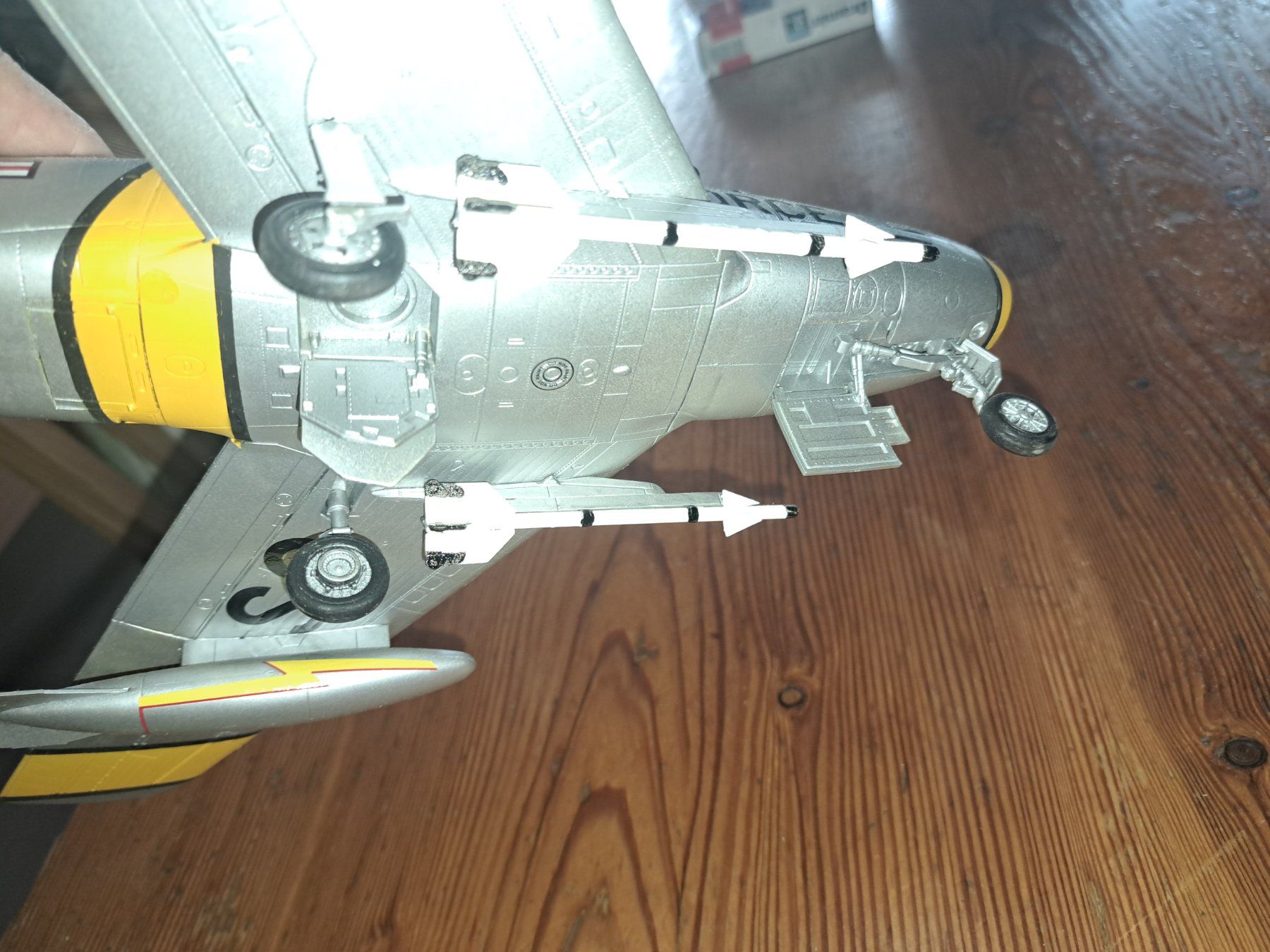 Kit di modellismo & Modellini statici: F-86  Sabre USAF 1/32 – Usato da Düdingen venduto da ananda1709 1