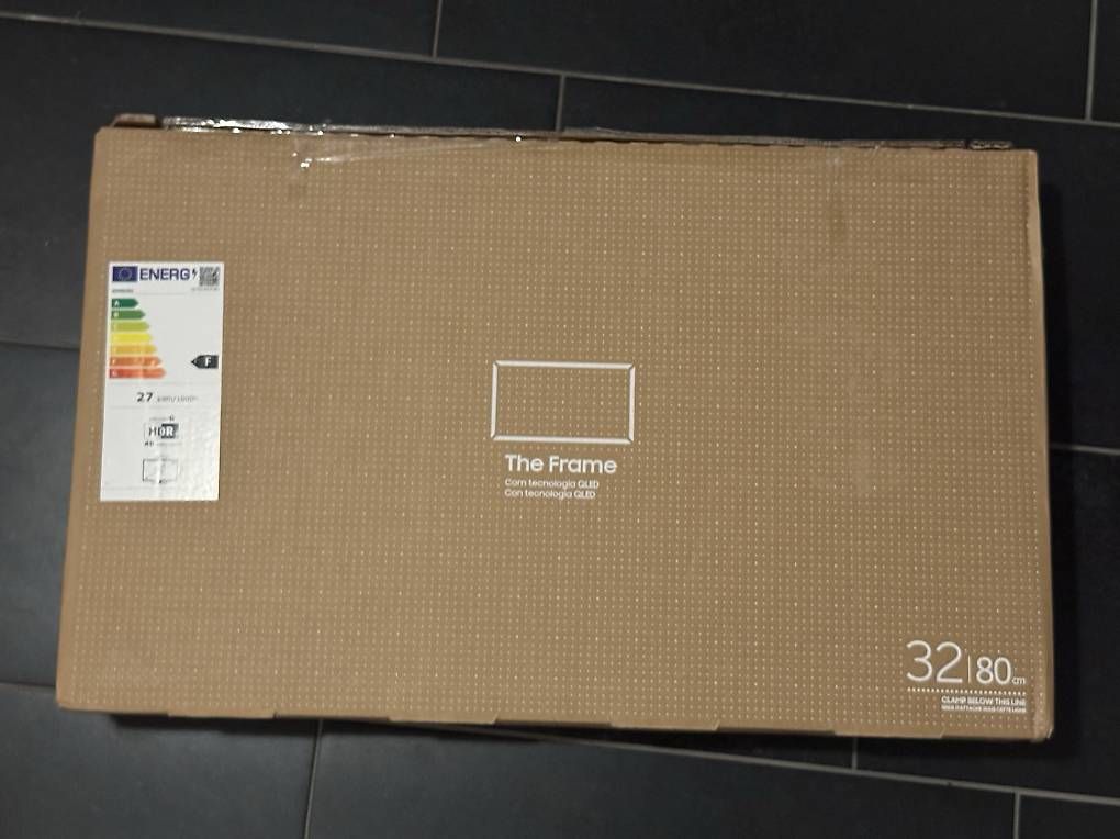 Samsung Fernseher: Samsung The Frame 32" – Gebraucht aus Pfäffikon ZH von PC86 1