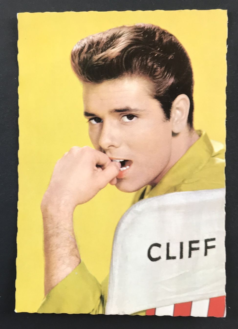 Cartoline postali: ANSICHTSKARTE CLIFF RICHARD – Usato da Ostermundigen venduto da wini63