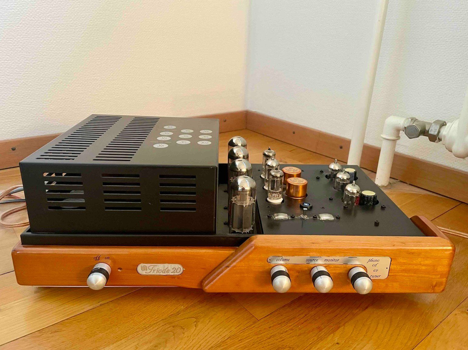 Amplificateurs: Unison Research Triode 20 – D'occasion à Zürich par blumengiesskanne