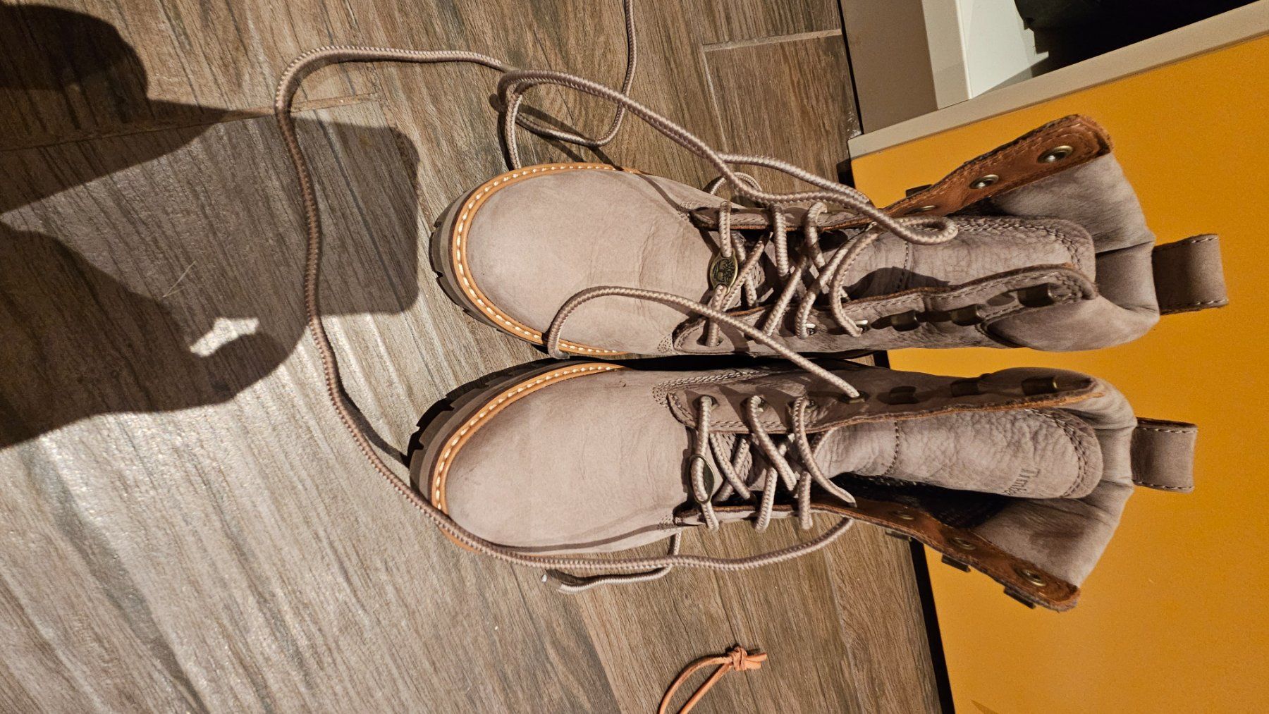 Scarpe da donna: Timberland Boots – Nuovo (secondo la descrizione) da Dietlikon venduto da beapaoli 6
