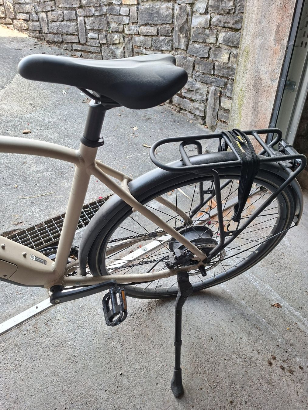 Decathlon Vélos: Elops E-City Bike Defekt – Défectueux à Matten b. Interl par WilliWilson 1