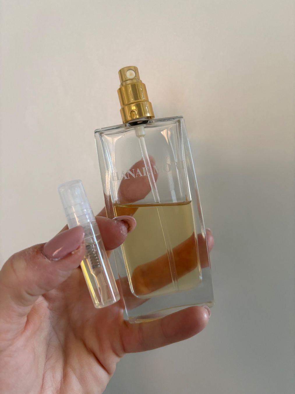 Profumi & Eau de Toilette: Hanae Mori Eau Fraiche  - Eau de Parfum - Duftprobe - 2 ml. – Usato da Zürich venduto da deruja