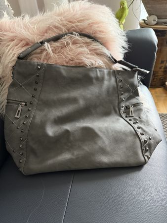 Sac à main neuf avec bandoulière avec 