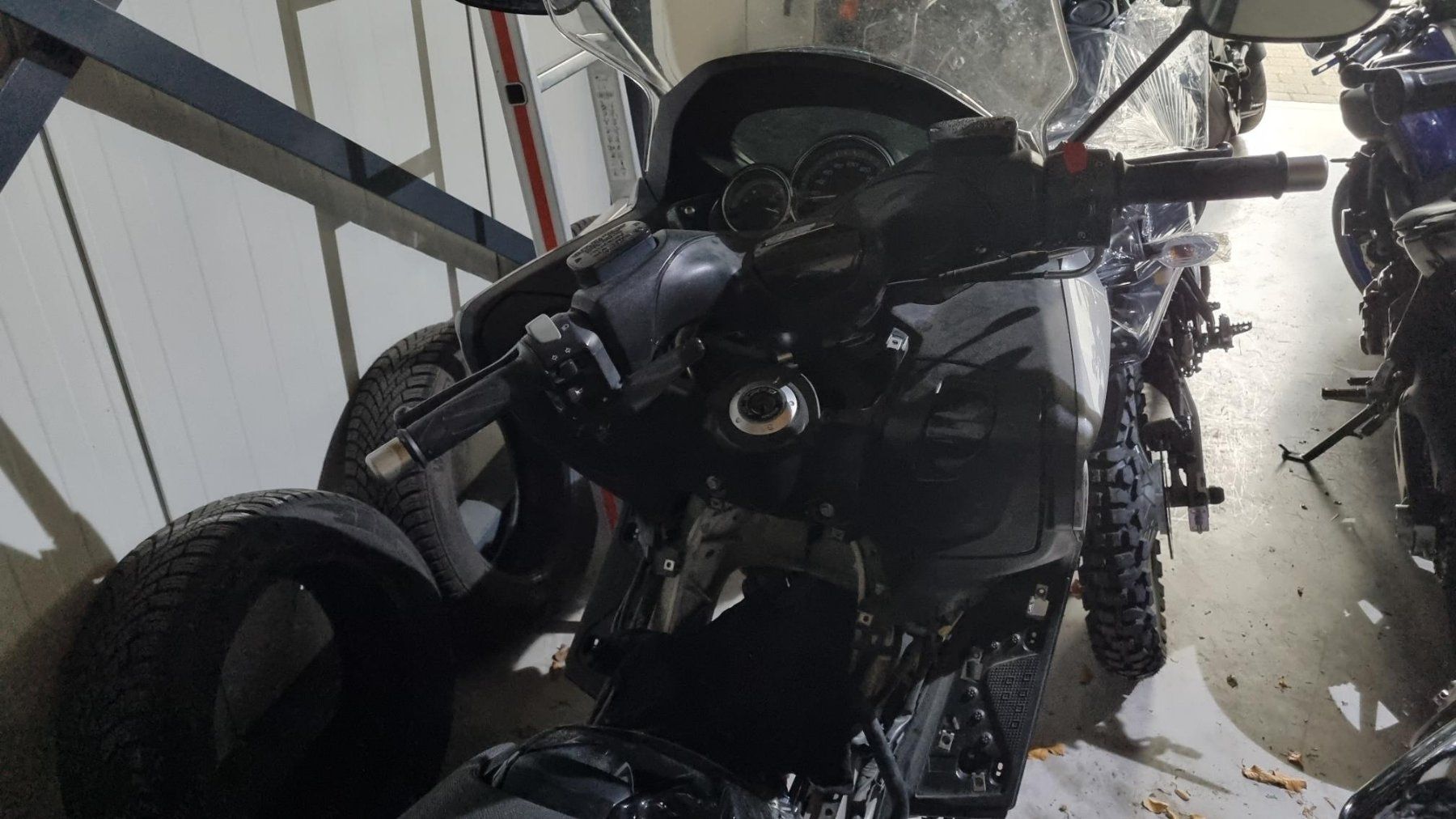 Yamaha Scooter: Tmax 500 mit Motorschaden! – Usato da Sargans venduto da pirelli146 3