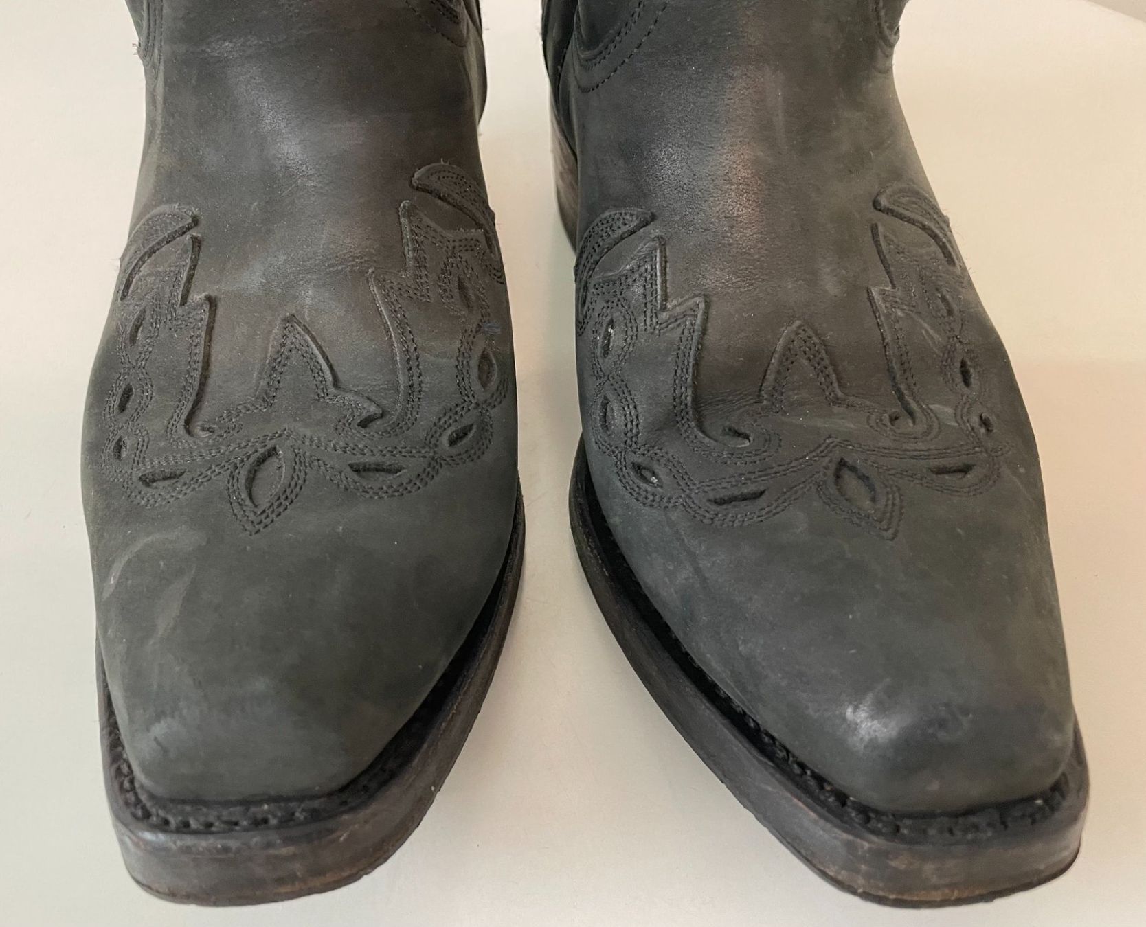Herrenschuhe: Stiefel Grösse 42 – Gebraucht aus Berikon von gsa_c256 2