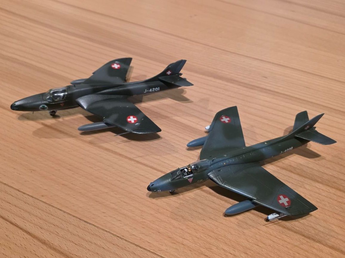 Schweizer Armee Kit di modellismo & Modellini statici: 2X Hunter mono-biplace 1/72 – Nuovo (secondo la descrizione) da Lentigny venduto da kev_j2xf 1