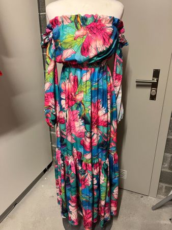 Kleid, Viskose, Dehnbar, Gr. S-M, NP 109.-