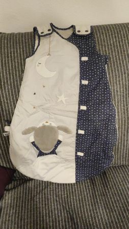 Gigoteuse bébé, motif lune et mouton,  neuve.