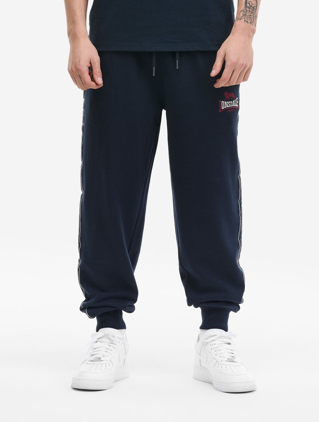 Lonsdale Pantaloni: Lonsdale Delaval Jogginghose Dark Navy L – Nuovo e nell'imballaggio originale da Düdingen venduto da BluePalm