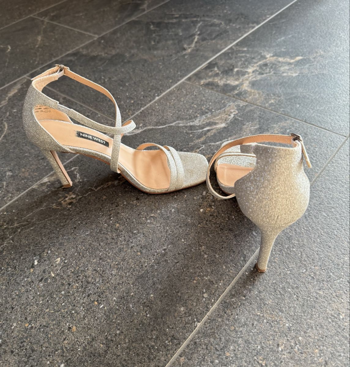 Chaussures femmes: Abendschuhe – Neuf (Voir description) à Effretikon par Lunaaa_ 5