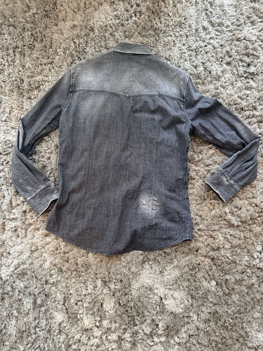 Dsquared2 Camicie: Dsquared2  graues denim Hemd Gr. 52 - NEU – Nuovo e nell'imballaggio originale da Zürich venduto da MyWardrobe 6