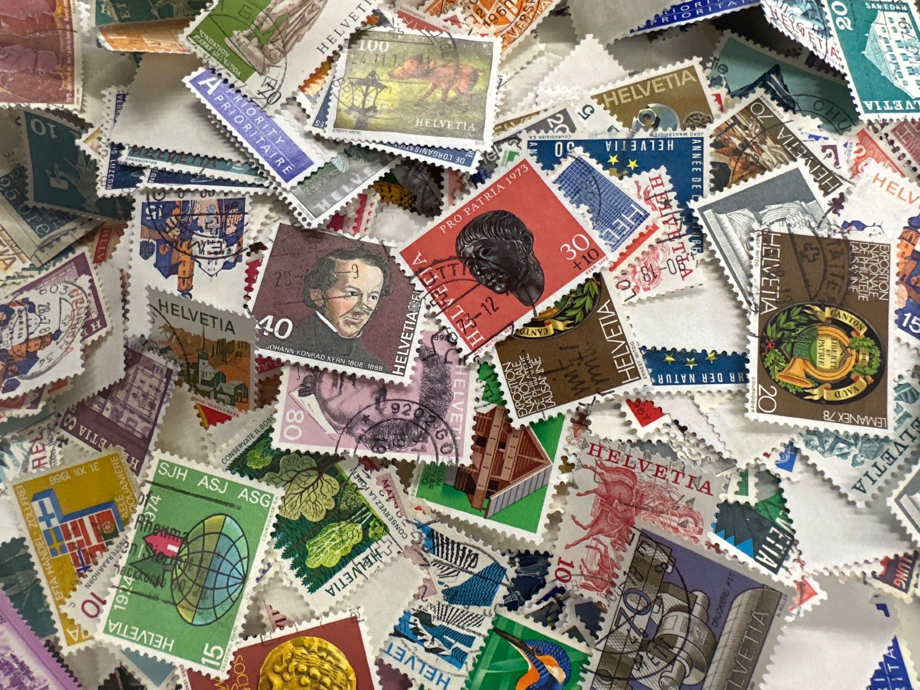 Tutti i francobolli: Briefmarken Schweiz gestempelt 1,7kg – Usato da Herisau venduto da herau 3