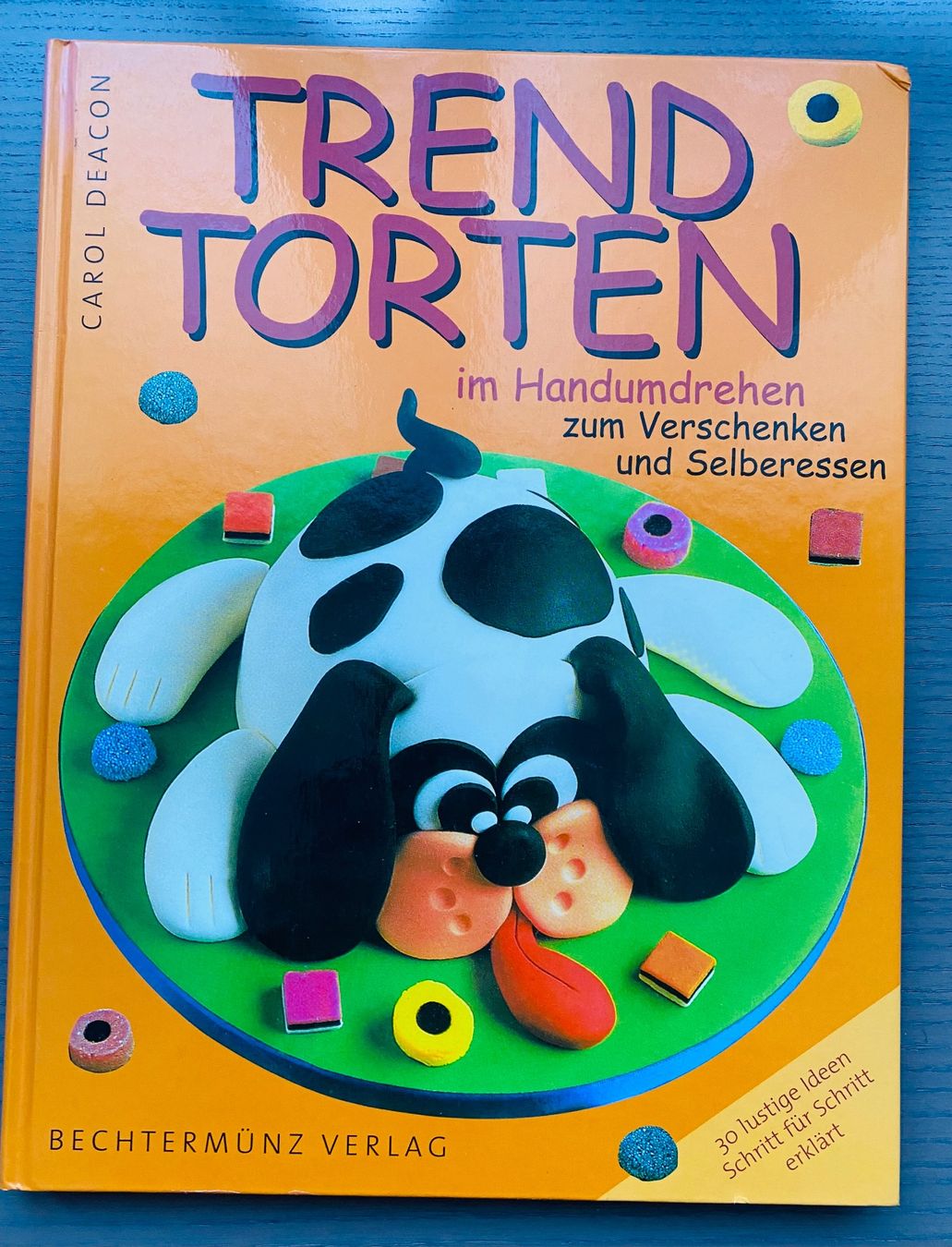 Libri: Buch "TREND TORTEN" – Usato da Reichenburg venduto da Noxima