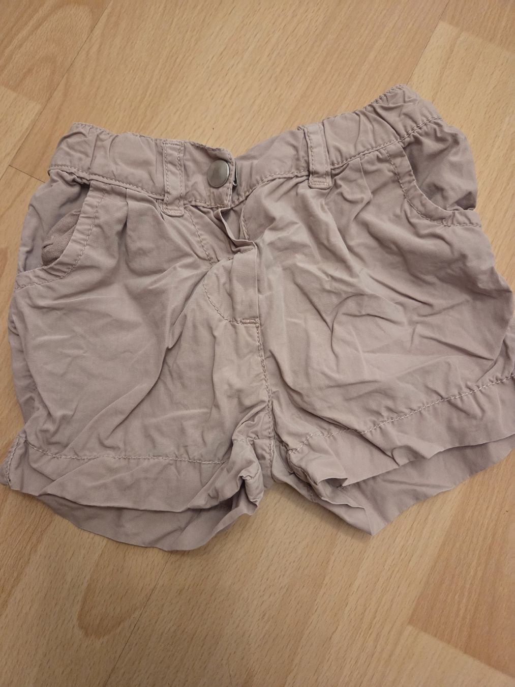 Kleiderpakete & -sets: Hose/Shorts Set für Mädchen, Gr. 68 – Gebraucht aus Staad SG von wk100 5