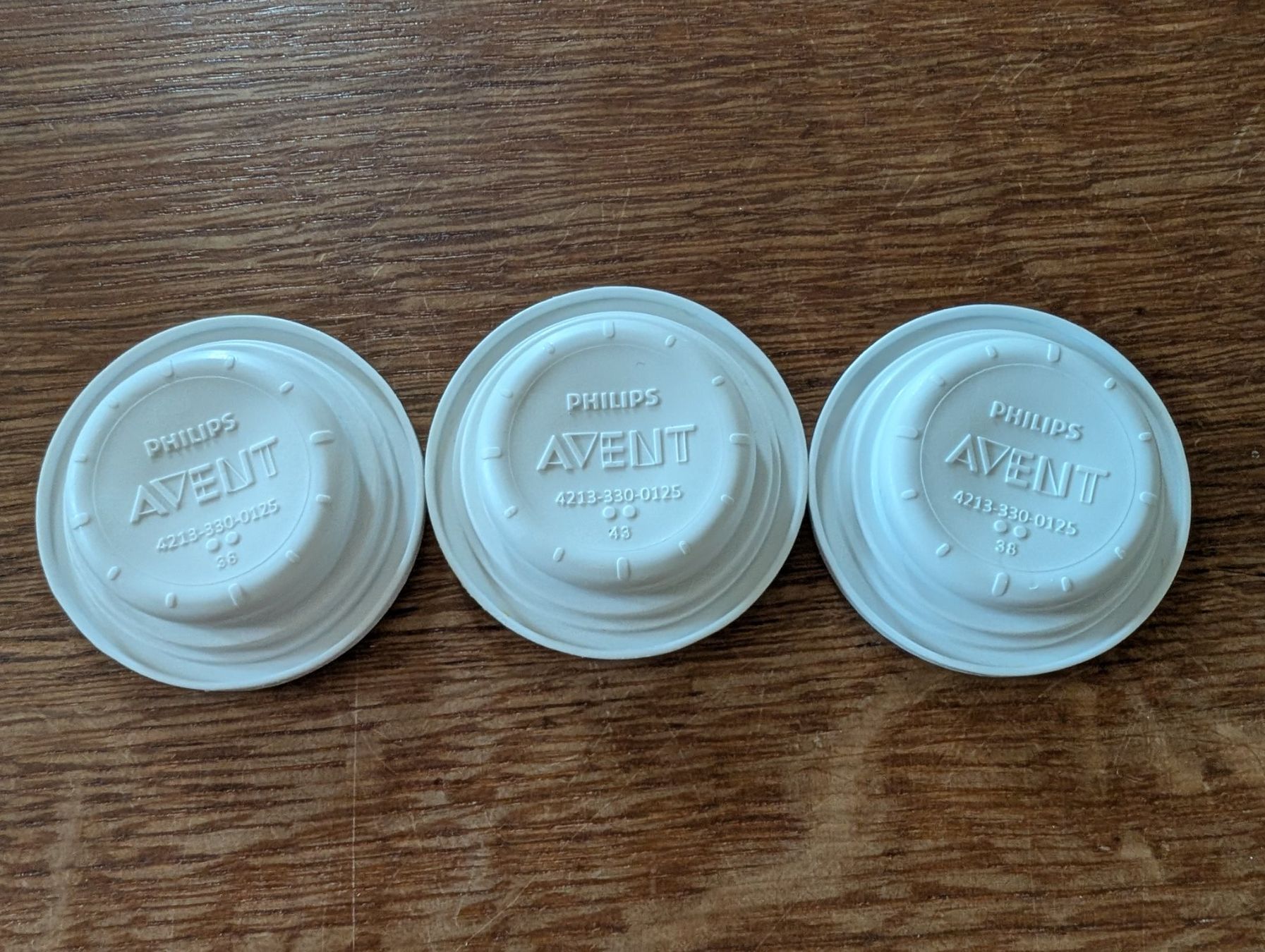 Avent Baby-Mahlzeiten: Avent Philips Verschluss Deckel, 3 Stk, Neuwertig – Gebraucht aus Bern von Zorro333