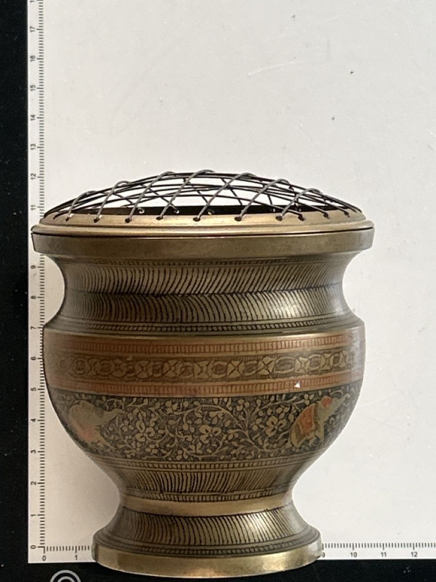 Vasi & Recipienti: Vase mit Gitter aus Messing antik(I10) – Usato da Neuenhof venduto da bro_9zsg 4