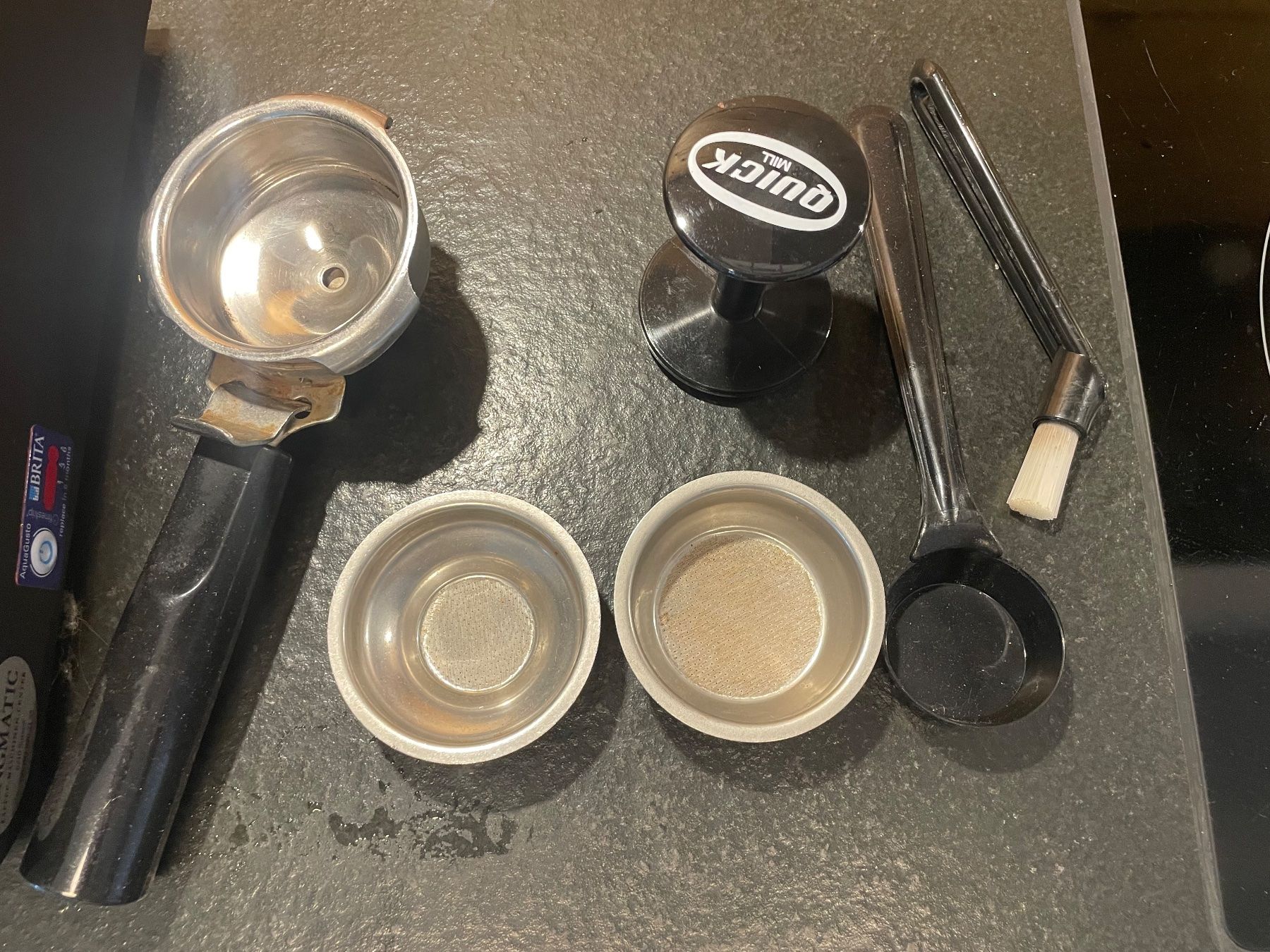 Quick Mill Macchine per caffè & Macchine per espresso: Machine à café Quick Mill avec moulin intégré – Usato da Ins venduto da Smad 2