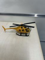 Hélicoptère jaune miniature - Jouet pour collectionneur!
