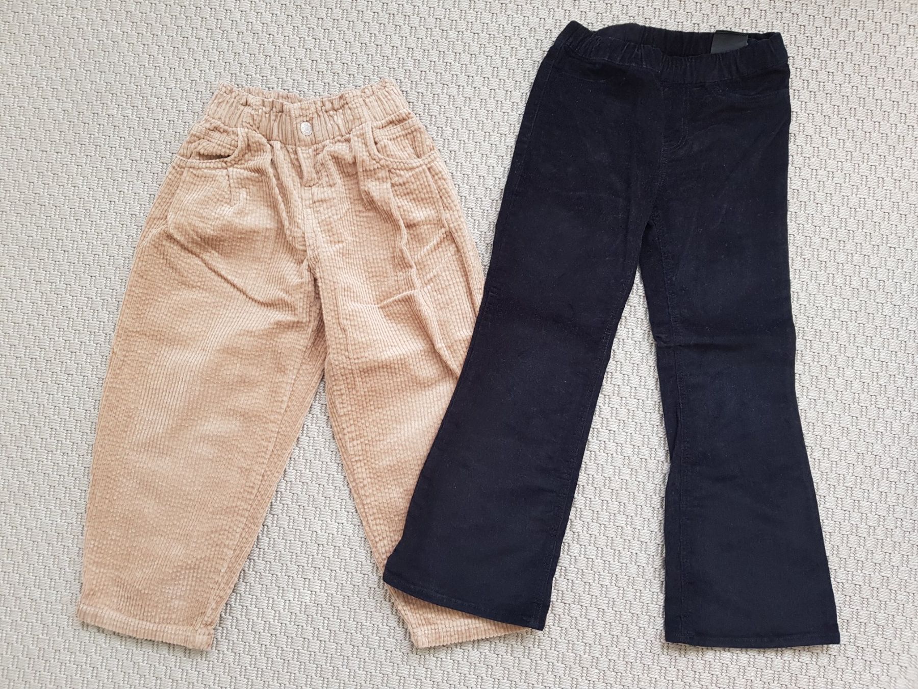 Zara Ensembles coordonnés: Kleiderpaket Mädchen 116 – D'occasion à Münchenstein par mt25 2