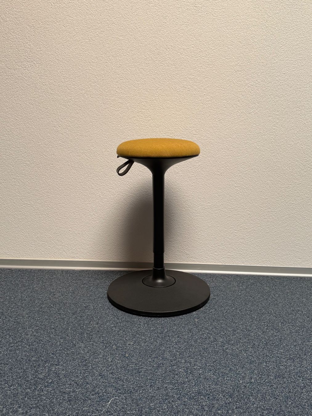 Tabourets: Hocker – Neuf (Voir description) à Liestal par SFLiestal