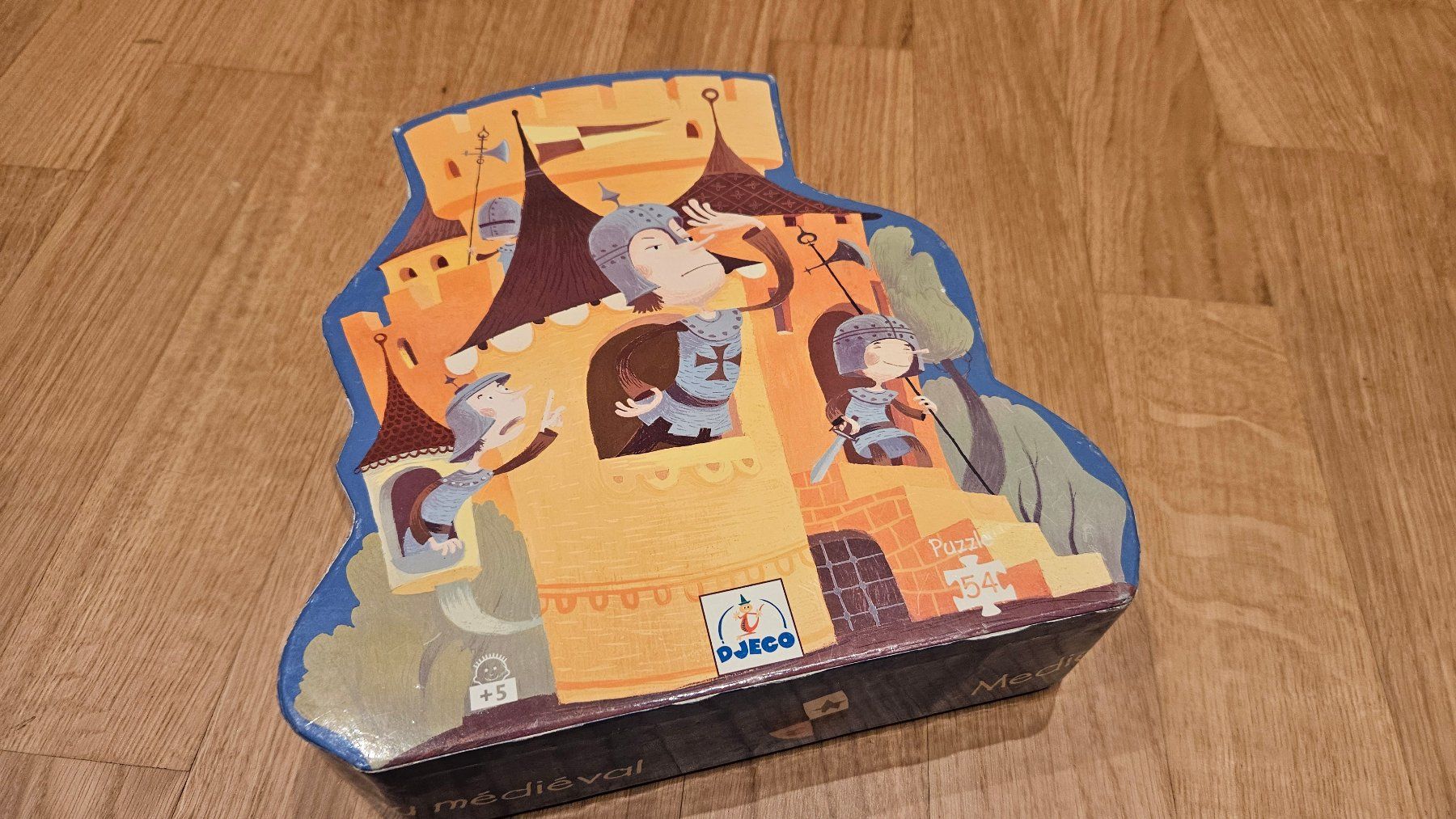 Djeco Puzzles: Djeko Puzzle 54  Burg Rittern Drache – Gebraucht aus Gossau SG von dolores_x