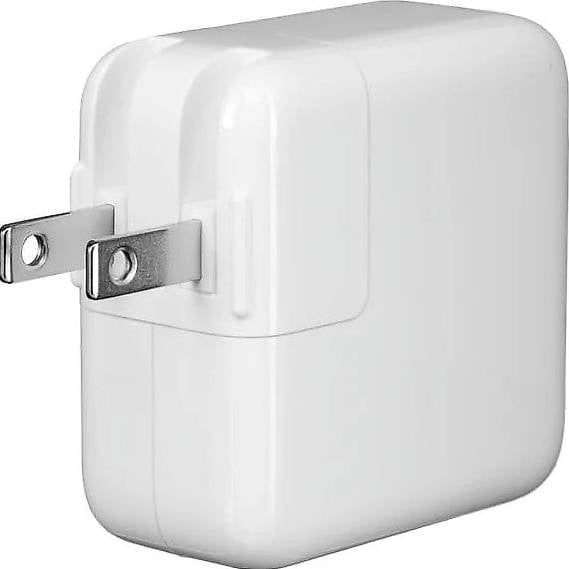 Laufwerke & Adapter: Apple USB-C Power Adapter (UK) – Gebraucht aus Bern von A3N-Origin