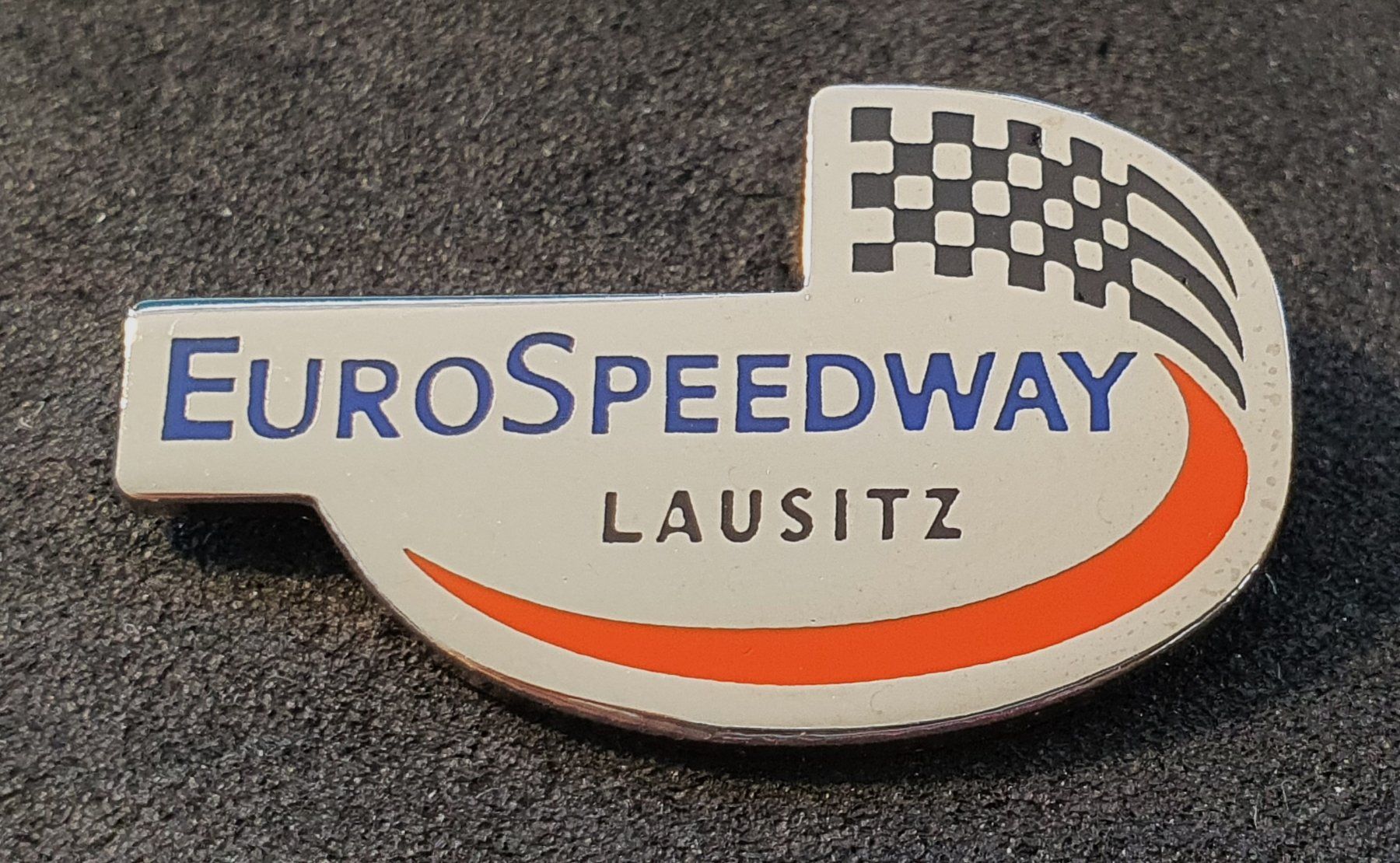 Placchette & Badge: CC663 - Pin EURO SPEEDWAY Lausitz – Usato da Reinach BL venduto da Boston-Verkauf