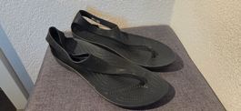 ZZZ: NEU Damen Schuhe CROCS Sandalen Grösse 41/42 W11