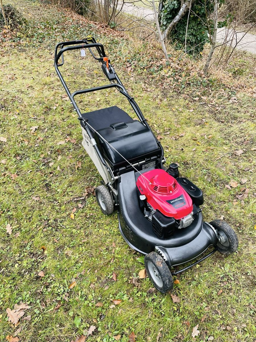 Honda Tagliaerba: Rasenmäher Honda 536 HRH professionell – Usato da Würenlos venduto da Shop_Shop