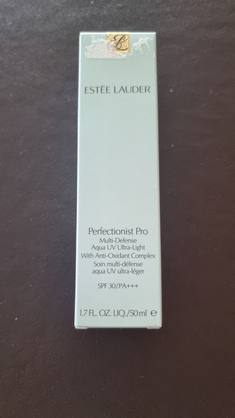 Estée Lauder Cura del viso: Estee Lauder Perfectionist Pro, 50ml – Nuovo e nell'imballaggio originale da Buttikon SZ venduto da Limo180