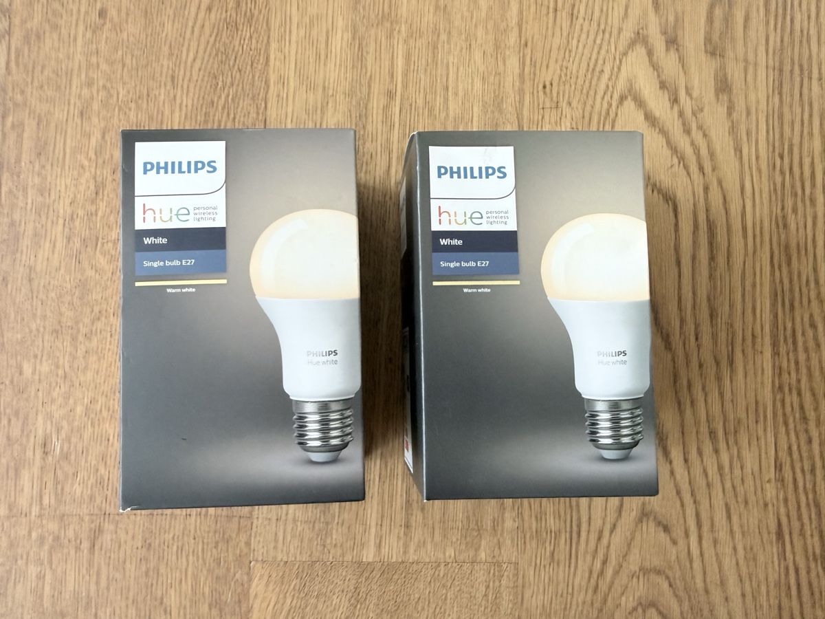 Philips Lampes: Philips Hue White LED Lampe E27 - NEU – Neuf avec emballage d'origine à Zug par pv1313