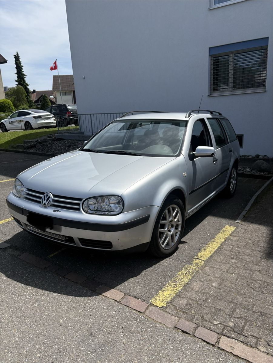 VW Automobili: VW Golf 4 Variant 1.6   – Usato da Oberkulm venduto da ise_v7q2 4