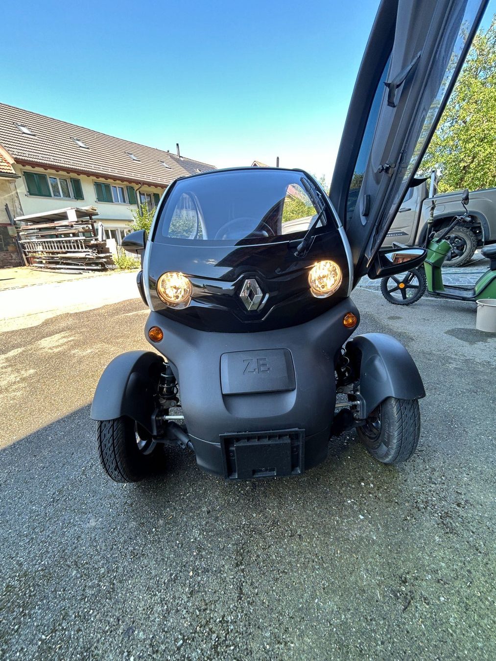 Renault Autos: RENAULT Twizy – D'occasion à Rickenbach ZH par hunter19 1