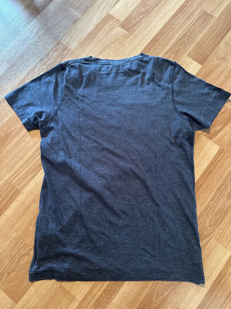 Jack & Jones T-Shirts: Jack & Jones T-Shirt, Gr. M, einf. Brustweite 49 cm – Gebraucht aus St.Gallen von maierm01 2